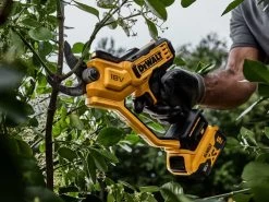 DeWalt DCMPP568P1-QW - Forbice Elettrica Da Potatura - 18V 5.0Ah 28 DeWalt DCMPP568P1-QW - Forbice Elettrica Da Potatura - 18V 5.0Ah -Cura Del Giardino dewalt dcmpp568p1 qw forbice elettrica da potatura 18v 5 0ah forbice da potatura a batteria dewalt dcmpp568p1 qw 41953 6 1683123288 IMG 64526c580aa32