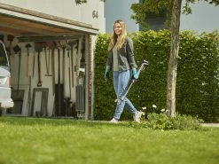 Gardena EasyCut 110/18V P4A - Forbice Elettrica Da Potatura Su Asta - 18V 2Ah -Cura Del Giardino gardena easycut 110 18v p4a forbice elettrica da potatura su asta 18v 2ah forbice elettrica da potatura gardena easycut 110 18v 2ah 41548 20 1683012751 IMG 6450bc8f7a4b7