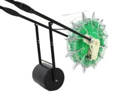 GeoTech PM 200 - Seminatrice A Spinta Con Rullo - Spandiconcime -Cura Del Giardino geotech pm 200 seminatrice a spinta con rullo spandiconcime seminatrice a spinta con rullo geotech pm 200 12803 0 1522252258 IMG 8995