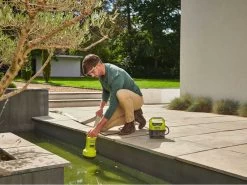 Pompa Sommersa Per Acque Chiare E Scure RYOBI RY18SPA-0 18V - SENZA BATTERIA E CARICABATTERIA -Cura Del Giardino pompa sommersa per acque chiare e scure ryobi ry18spa 0 18v senza batteria e caricabatteria pompa sommersa per acque chiare e scure ryobi ry18spa 0 18v 42299 3 1684231495 IMG 646355479618e