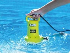 Pompa Sommersa Per Acque Chiare E Scure RYOBI RY18SPA-0 18V - SENZA BATTERIA E CARICABATTERIA -Cura Del Giardino pompa sommersa per acque chiare e scure ryobi ry18spa 0 18v senza batteria e caricabatteria pompa sommersa per acque chiare e scure ryobi ry18spa 0 18v 42299 3 1684231495 IMG 64635547e5487