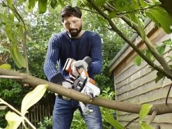 Black & Decker Potatore Manuale A Batteria Black&Decker Alligator GKC1000L - Batteria 18V 2Ah -Cura Del Giardino potatore manuale a batteria black decker alligator gkc1000l batteria 18v 2ah potatore black decker alligator gkc1000l 36024 9 1659347141 IMG 62e7a0c5dcbd1