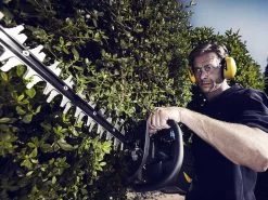 Tagliasiepi A Scoppio McCulloch Superlite 4528 - Lunghezza Lama 45 Cm -Cura Del Giardino tagliasiepi a scoppio mcculloch superlite 4528 lunghezza lama 45 cm tagliasiepi a scoppio mcculloch superlite 4528 3485 5 1663230441 IMG 6322e1e93f9f7